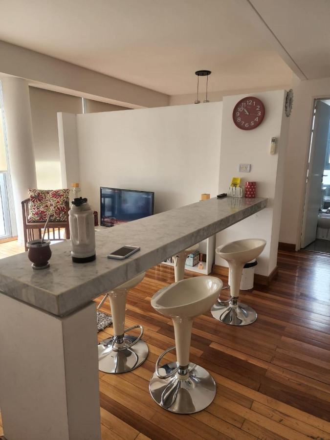 Apartamento Av Kennedy Y Cervino A Metros Embajada Eeuu บัวโนสไอเรส ภายนอก รูปภาพ